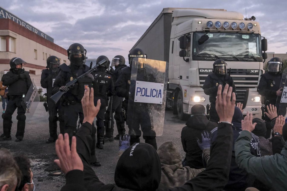 FOTOS: Huelga del Metal el 23-N, un día muy triste para Cádiz y su Bahía
