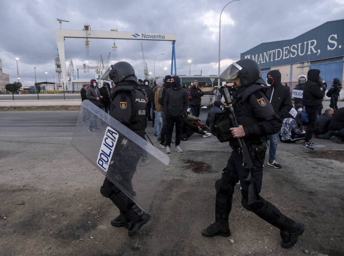 FOTOS: Huelga del Metal el 23-N, un día muy triste para Cádiz y su Bahía