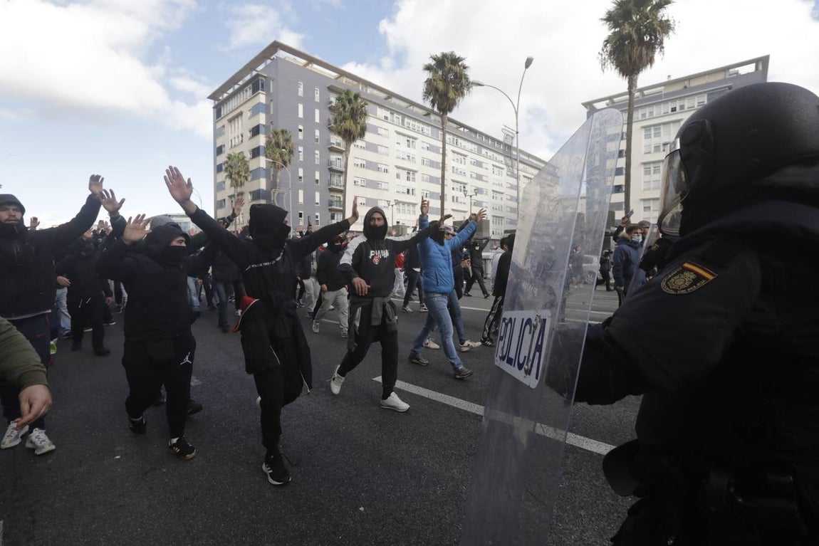 FOTOS: Huelga del Metal el 23-N, un día muy triste para Cádiz y su Bahía