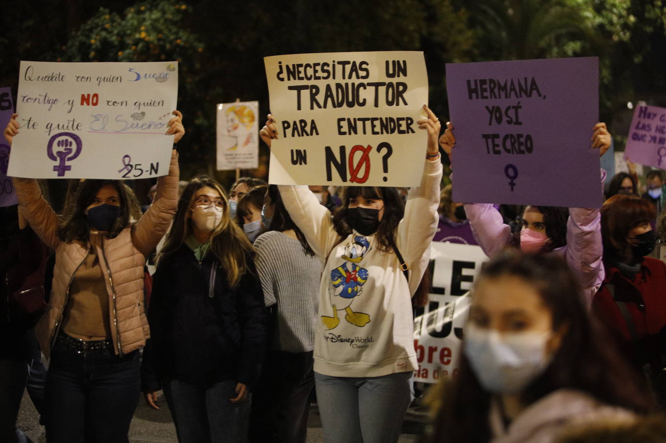 La manifestación contra la violencia machista en Córdoba, en imágenes