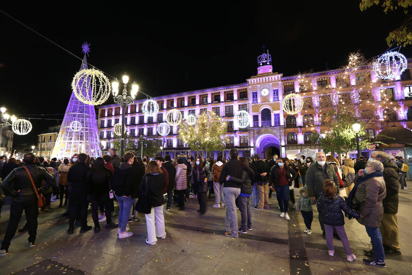 En imágenes: Toledo se enciende por Navidad