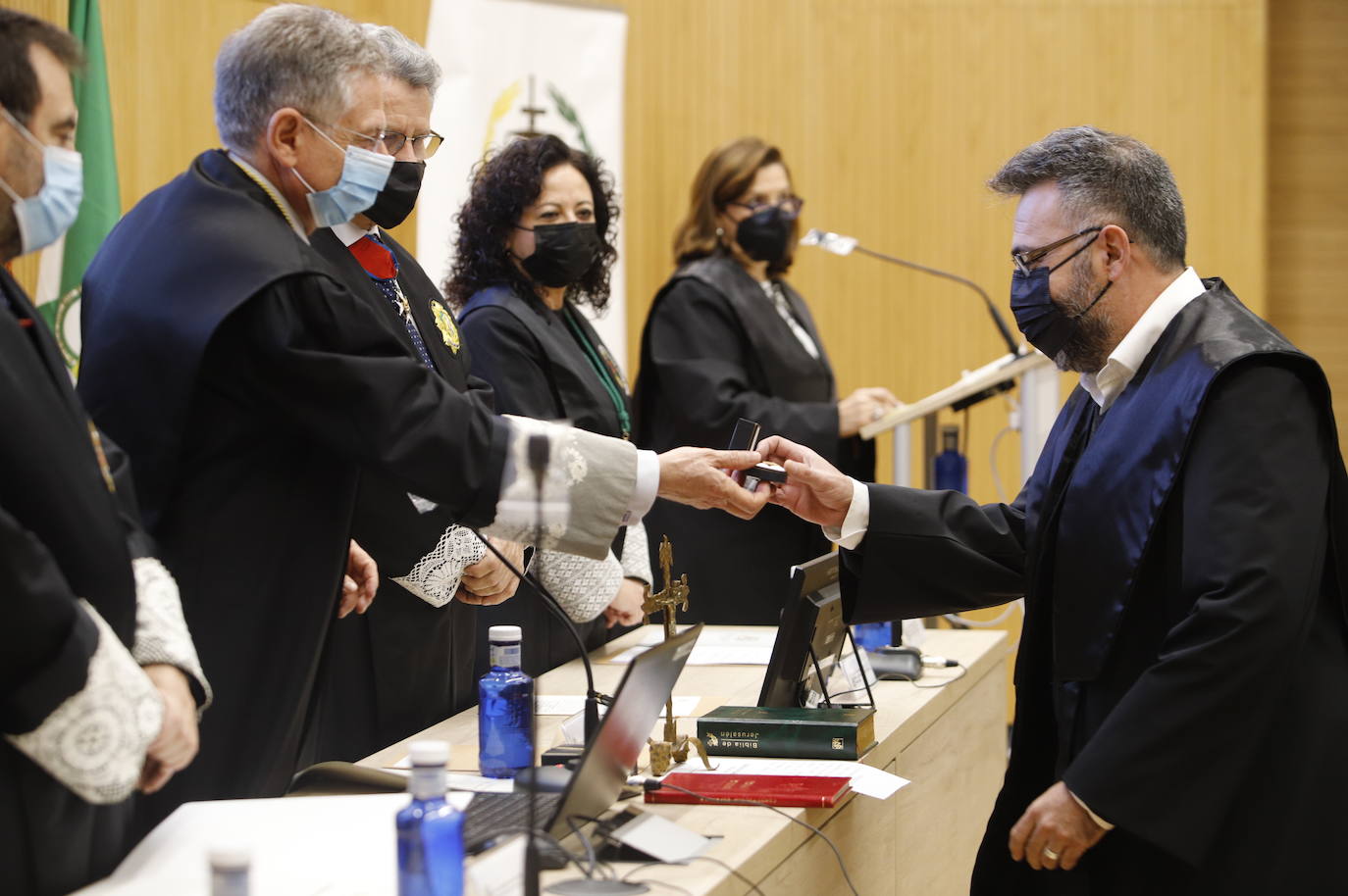 El acto de jura y entrega de reconocimientos a graduados sociales de Córdoba, en imágenes