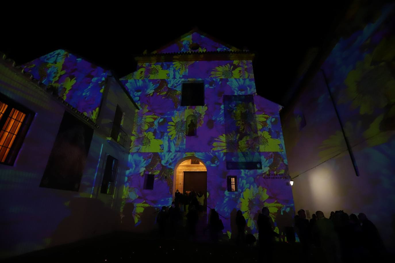 El mapping de la hermandad de la Paz de Córdoba, en imágenes