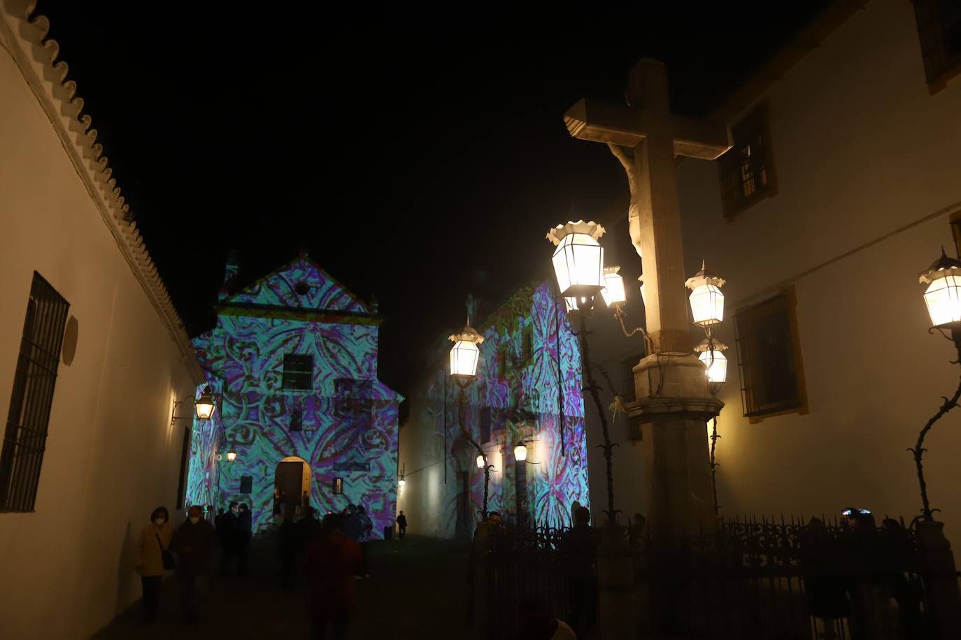 El mapping de la hermandad de la Paz de Córdoba, en imágenes