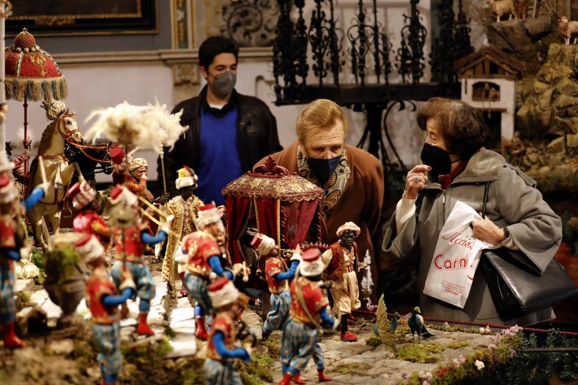 El belén napolitano de la ermita de la Alegría de Córdoba, en imágenes