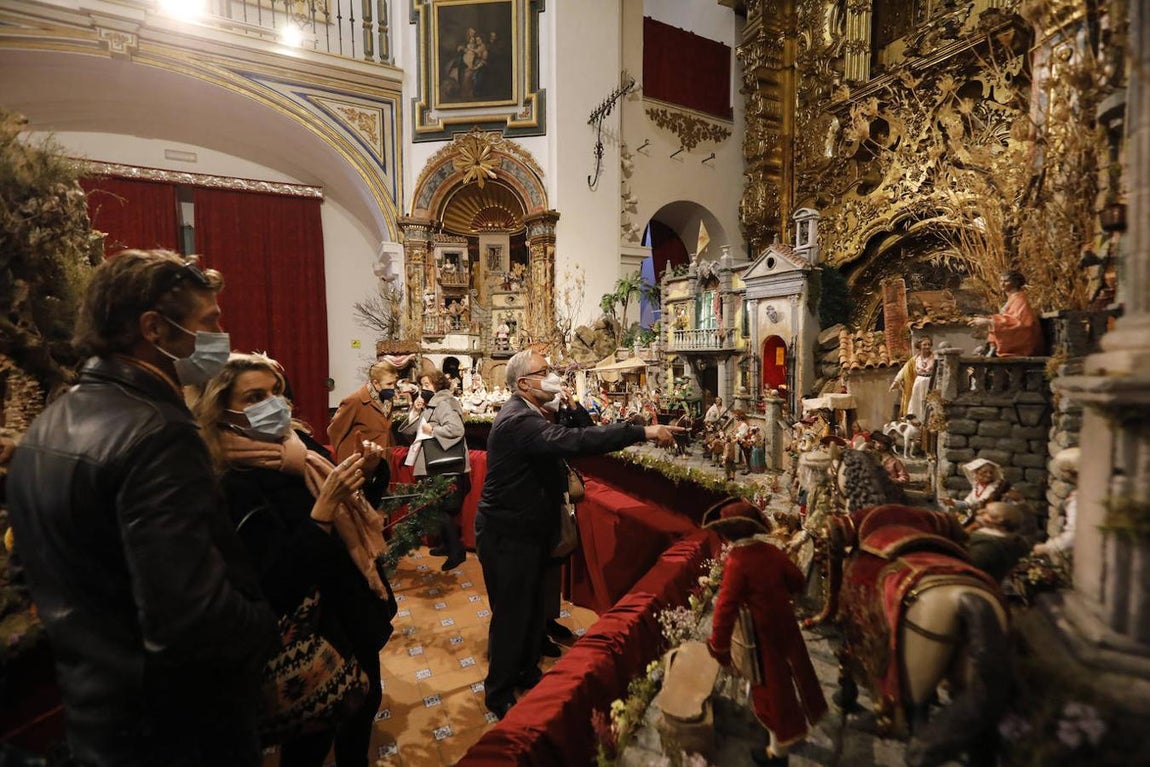 El belén napolitano de la ermita de la Alegría de Córdoba, en imágenes