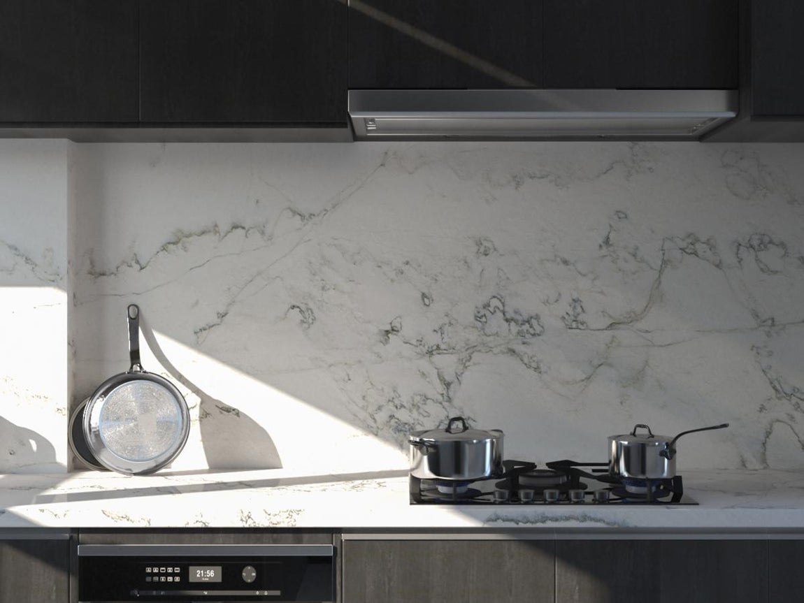 Superficie higiénica. Con tratamiento bacterioestático, la encimera Portobello con acabado vintage combina belleza y funcionalidad con un gran poder higiénico, que evita que proliferen las bacterias (687,50 €/m2).