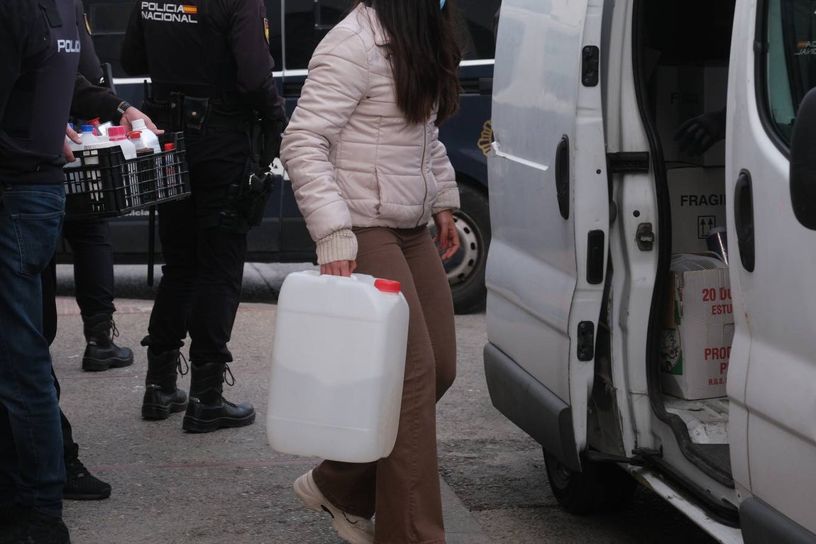 FOTOS: Desmantelado un laboratorio de cocaína en Chiclana