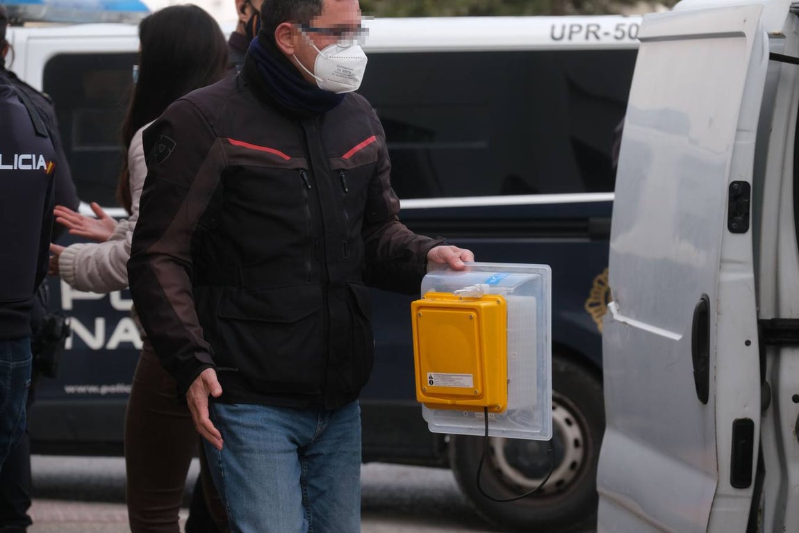 FOTOS: Desmantelado un laboratorio de cocaína en Chiclana