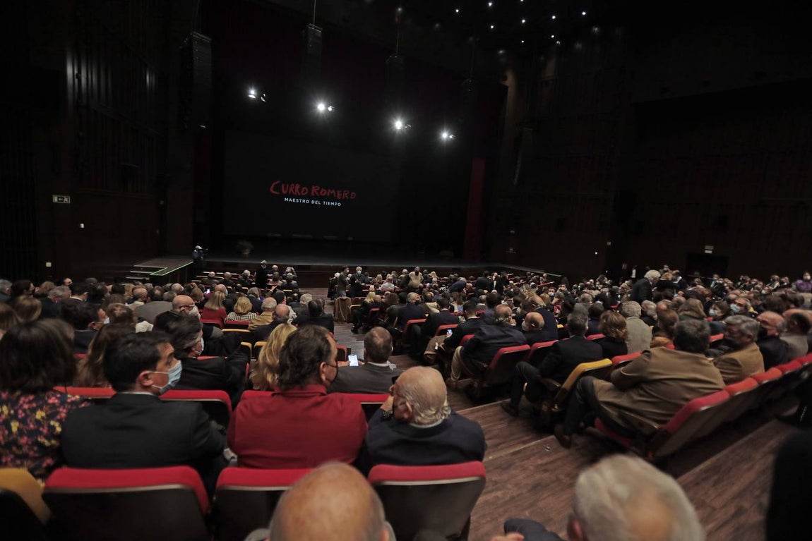 J.M. SERRANO / RAÚL DOBLADO