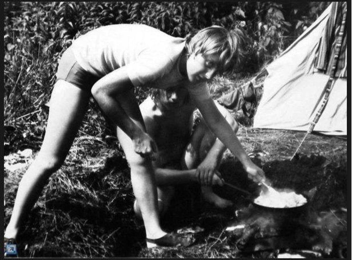 De niña, en un campamento en la localidad de Templin, en el estado federado de Brandemburgo. 