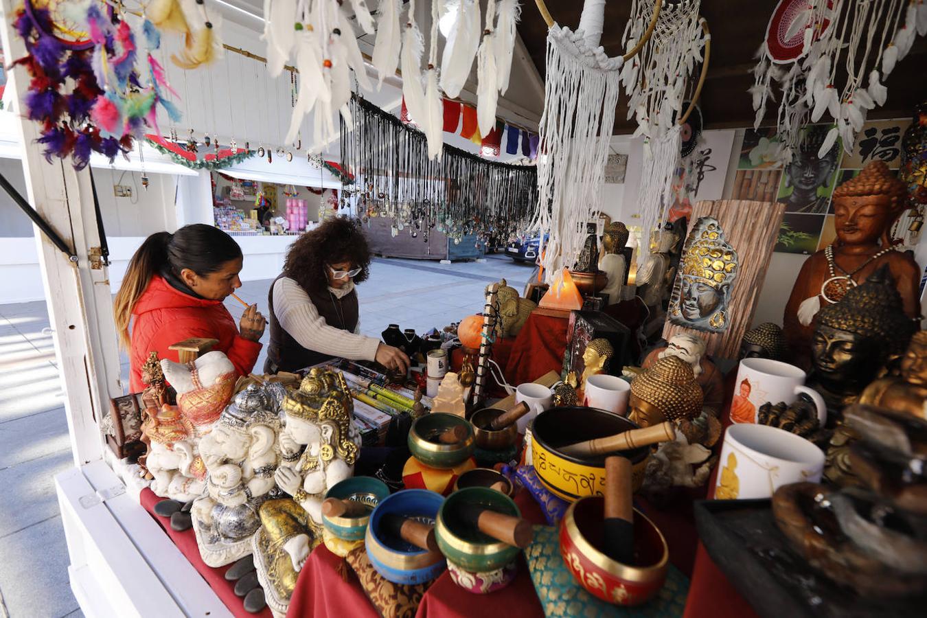 El Mercadillo de Navidad de la plaza de La Corredera, en imágenes