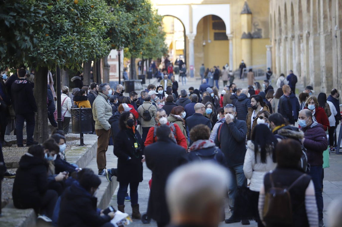 Los turistas durante el puente de la Inmaculada en Córdoba, en imágenes