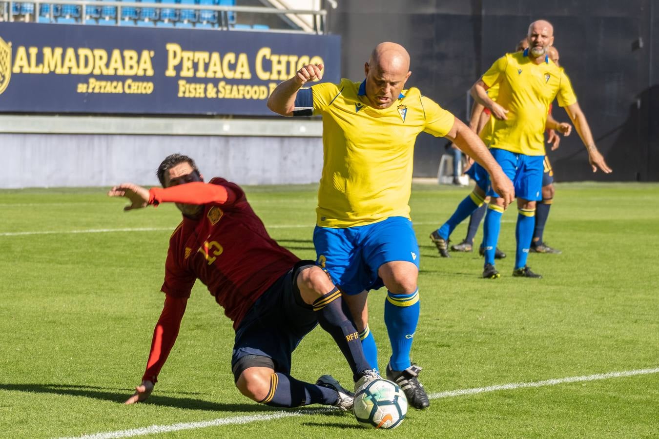 Fotos: El tradicional partido de los Reyes Magos en el estadio del Cádiz CF