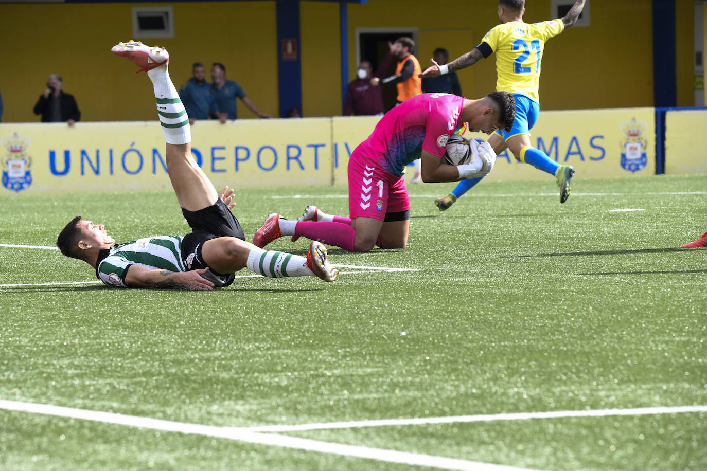 El Las Palmas Atlético - Córdoba CF, en imágenes