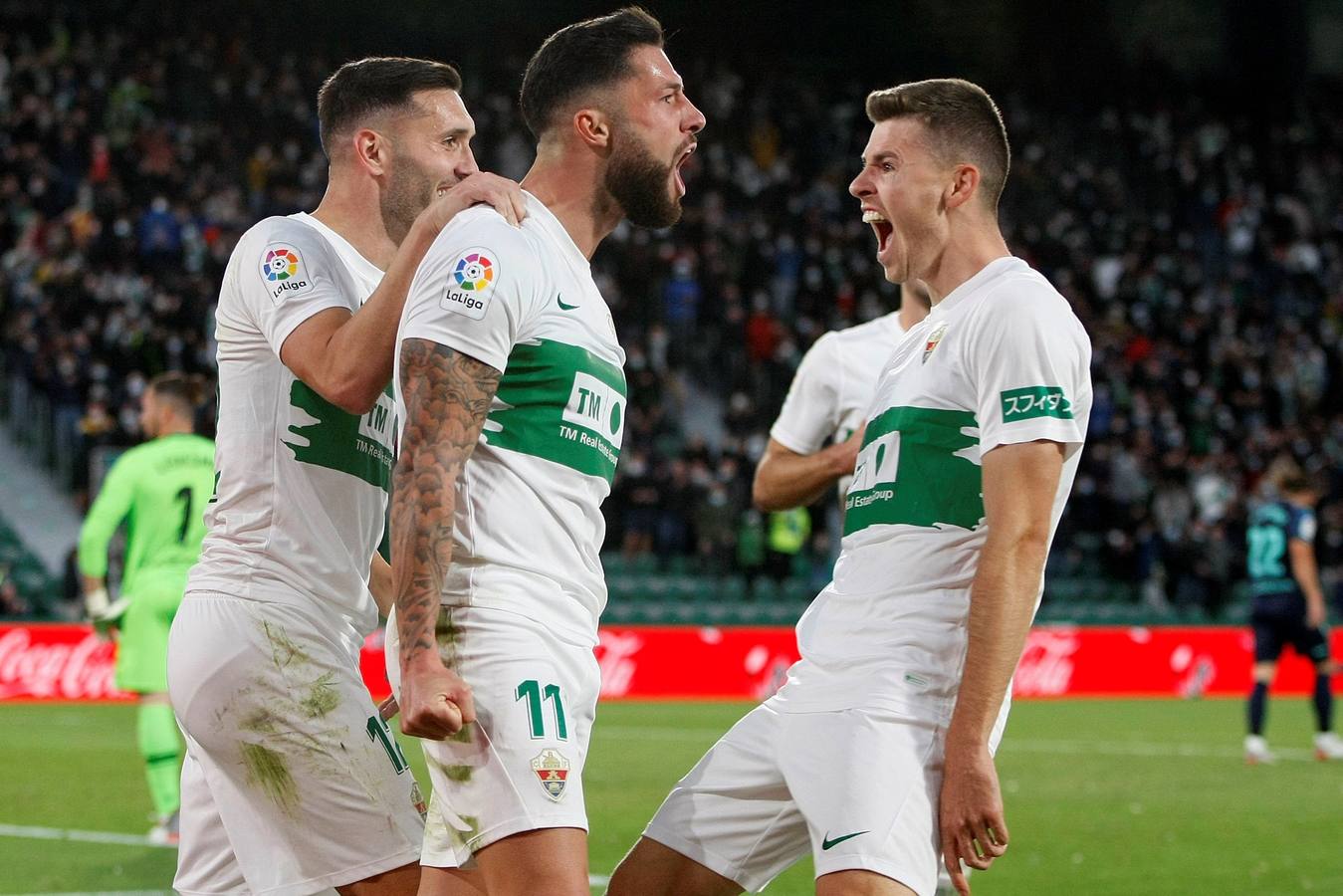 El Elche-Cádiz CF, en imágenes: la cara de la derrota