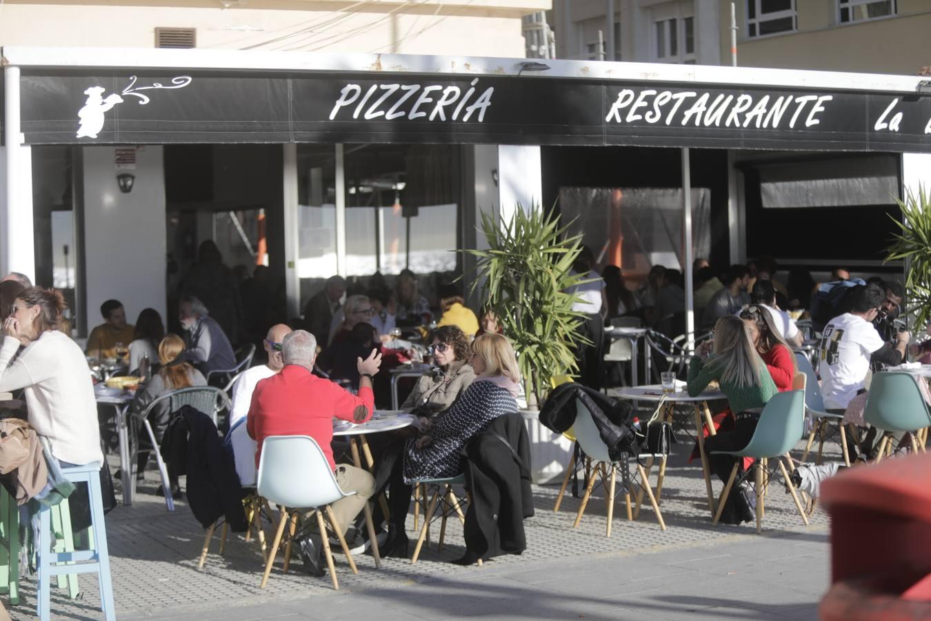 Fotos: Ambiente en Cádiz el Día de la Constitución