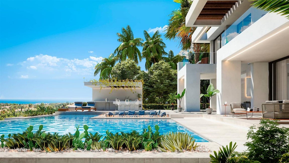 La mansión de Cristiano Ronaldo en Marbella. El proyecto tiene un coste de 1,5 millones de euros e inicialmente ha sido planteado como una inversión inmobiliaria, pero en vistas a que la familia está creciendo, no resultaría extraño ver al futbolista de vacaciones junto a su prole.