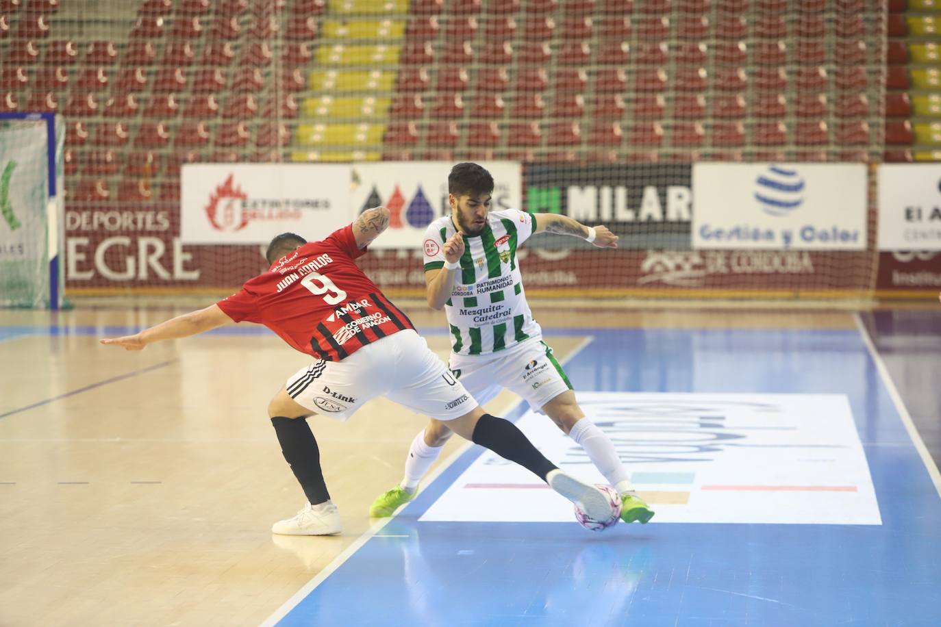 La goleada del Córdoba Patrimonio al Fútbol Emotion Zaragoza, en imágenes