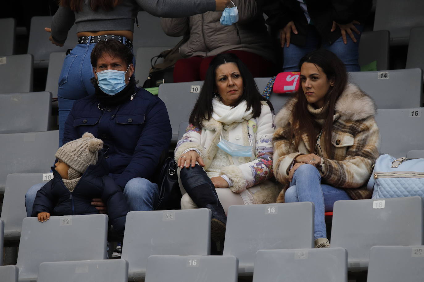 El partido del Córdoba B y el Recreativo de Huelva, en imágenes