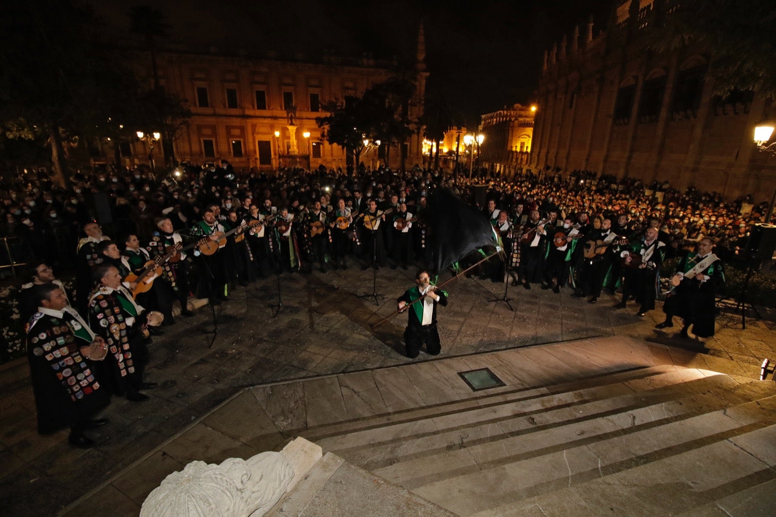 Las tunas le cantan a la Inmaculada