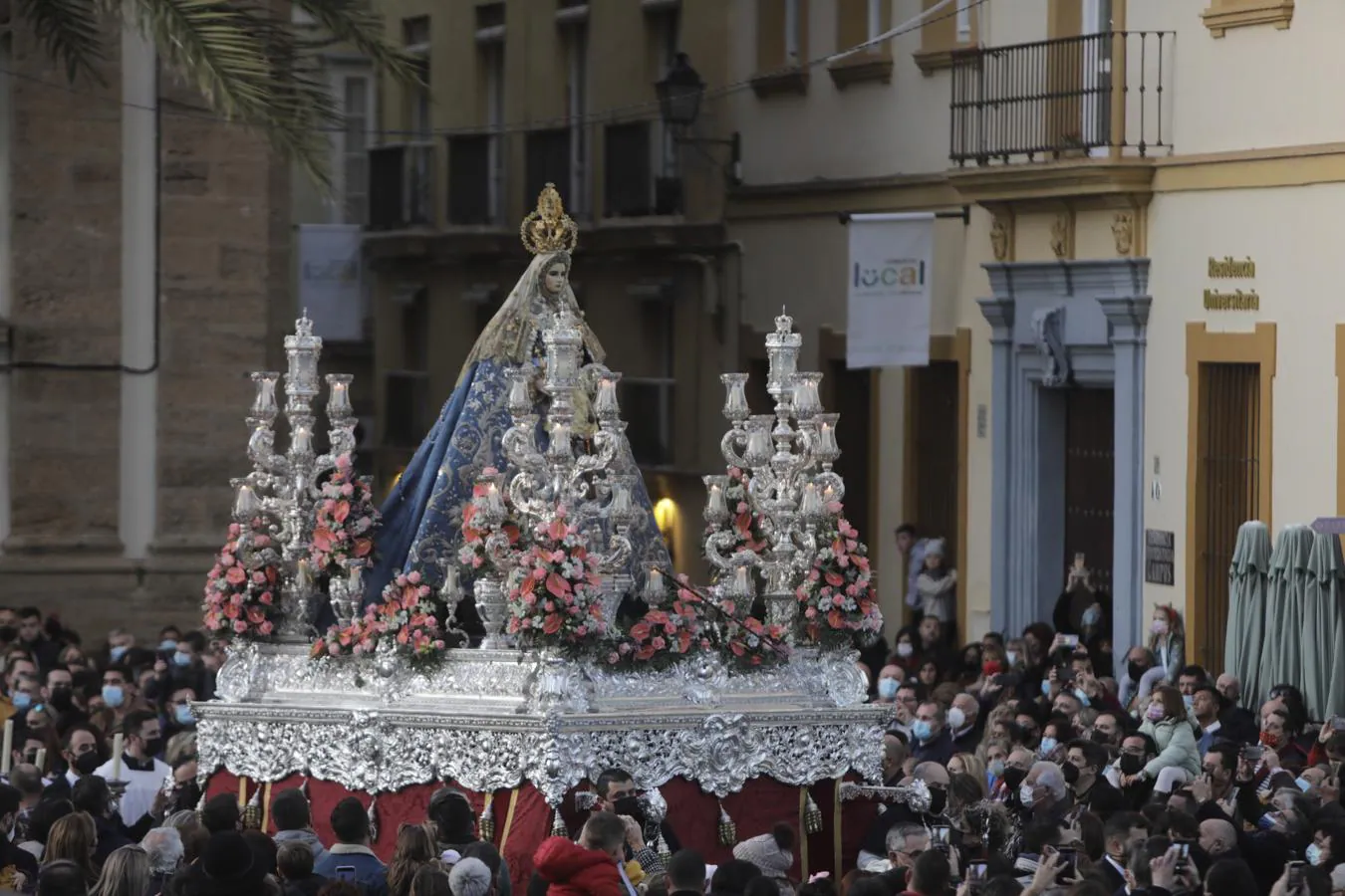 Devoción perpetua a la Patrona y al Nazareno en Cádiz