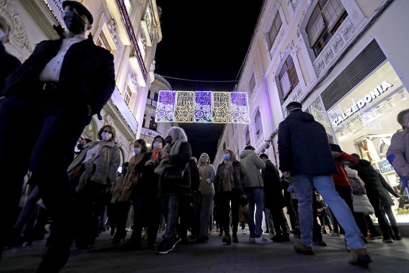 El ambiente prenavideño de Córdoba. en imágenes