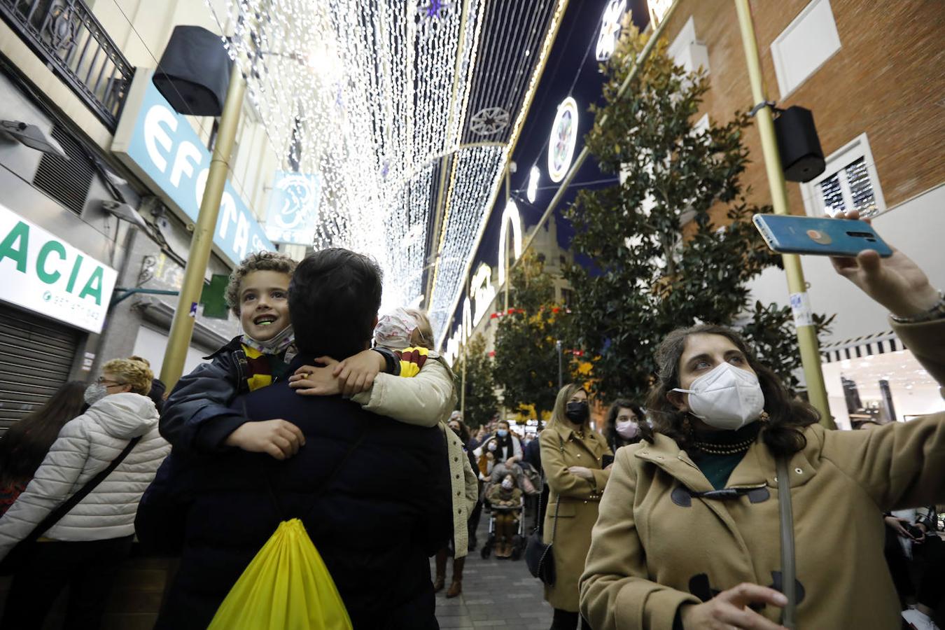 El ambiente prenavideño de Córdoba. en imágenes