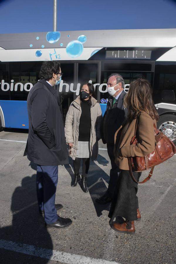 El nuevo autobús de hidrógeno de Córdoba, en imágenes