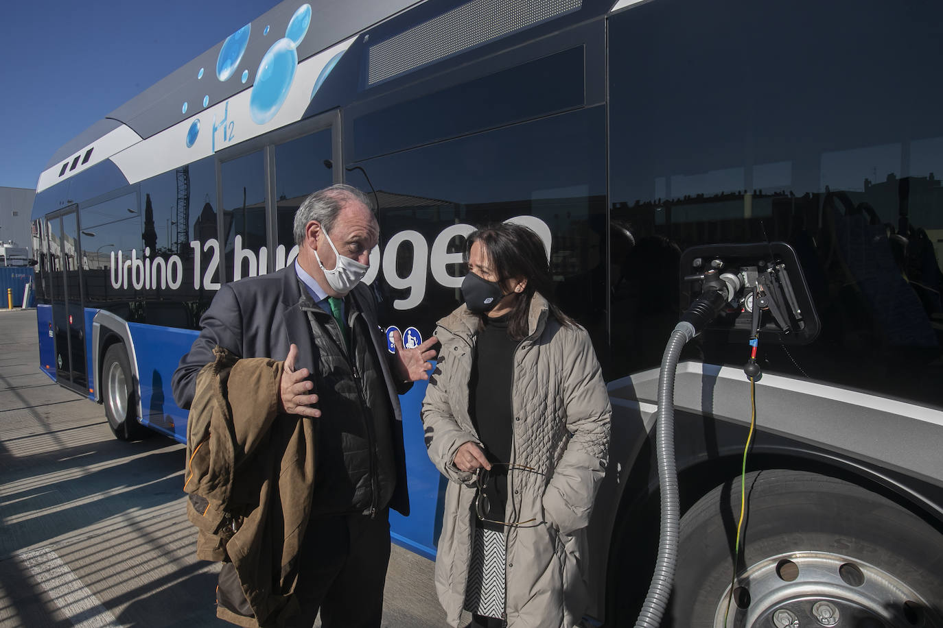 El nuevo autobús de hidrógeno de Córdoba, en imágenes