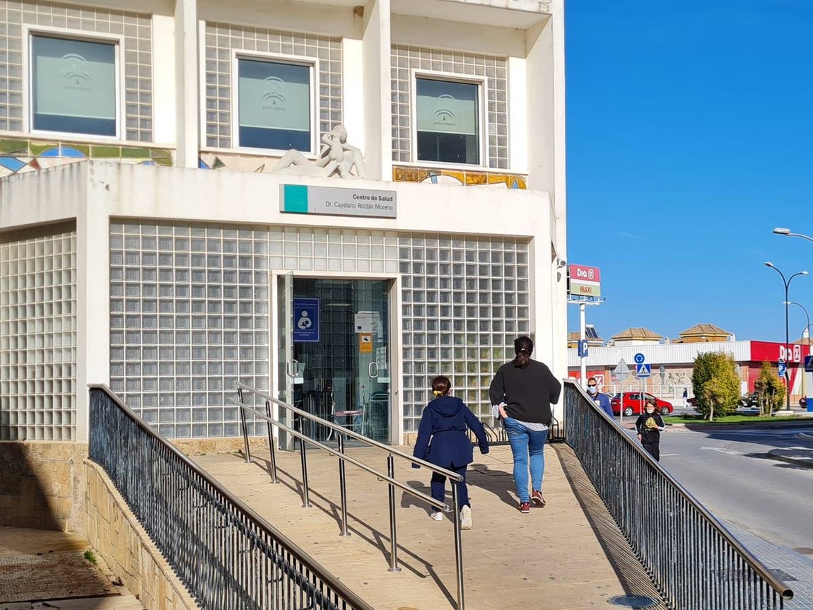 FOTOS: Primer día de vacunación contra el Covid en los menores de 12 años de la provincia de Cádiz