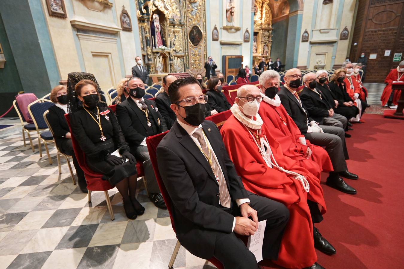 FOTOS: Así ha sido la ceremonia de ingreso de los nuevos miembros de Caballeros Hospitalarios en Cádiz