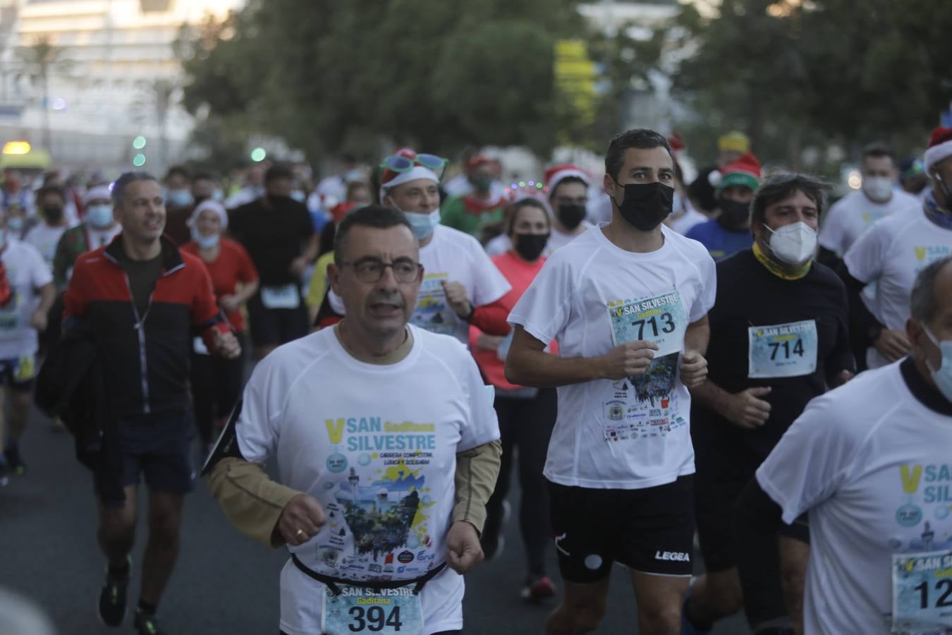 FOTOS: La Carrera San Silvestre de Cádiz, en imágenes