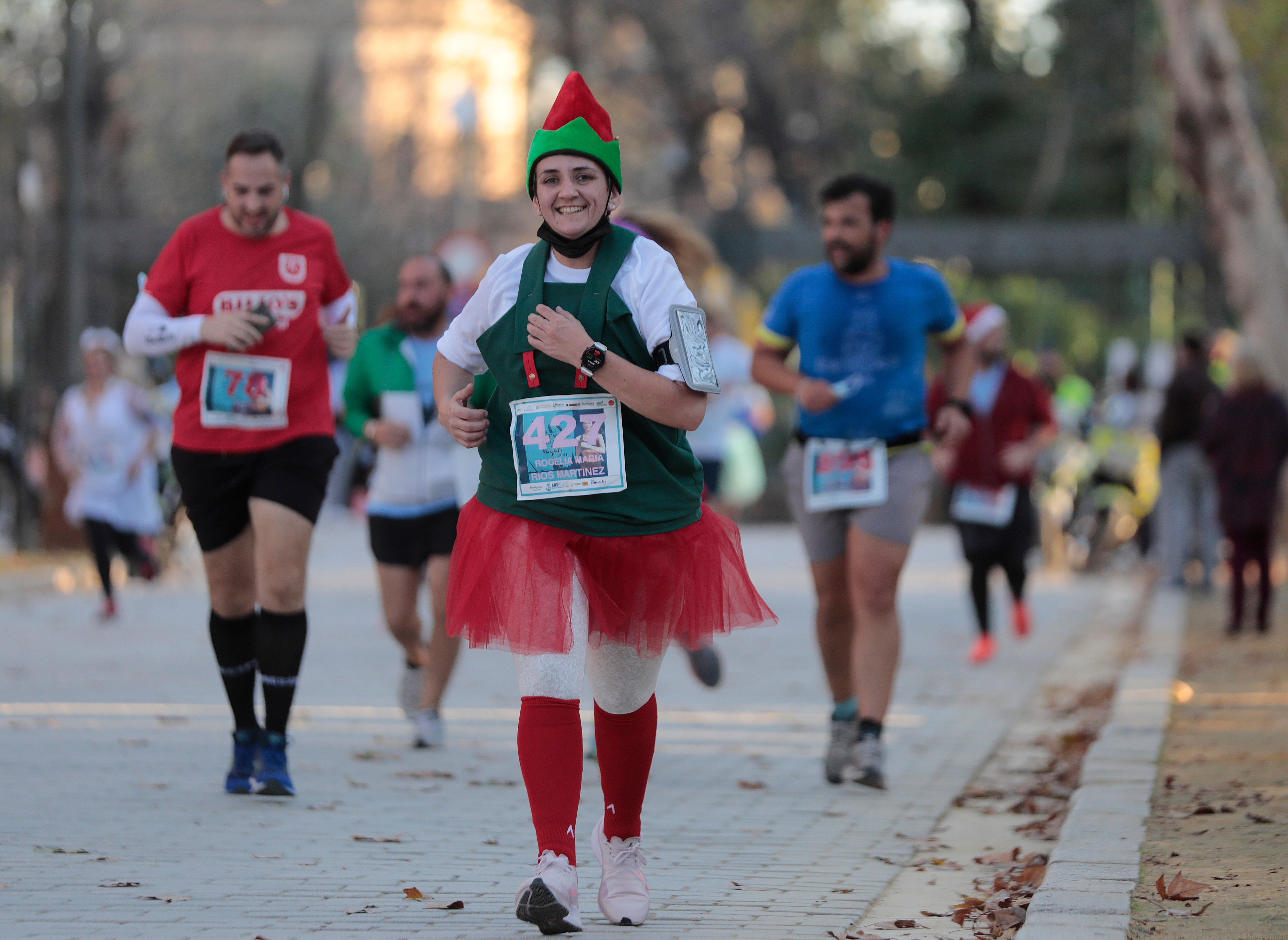 ¿Has corrido la San Silvestre de Sevilla? Búscate en nuestra galería (I)