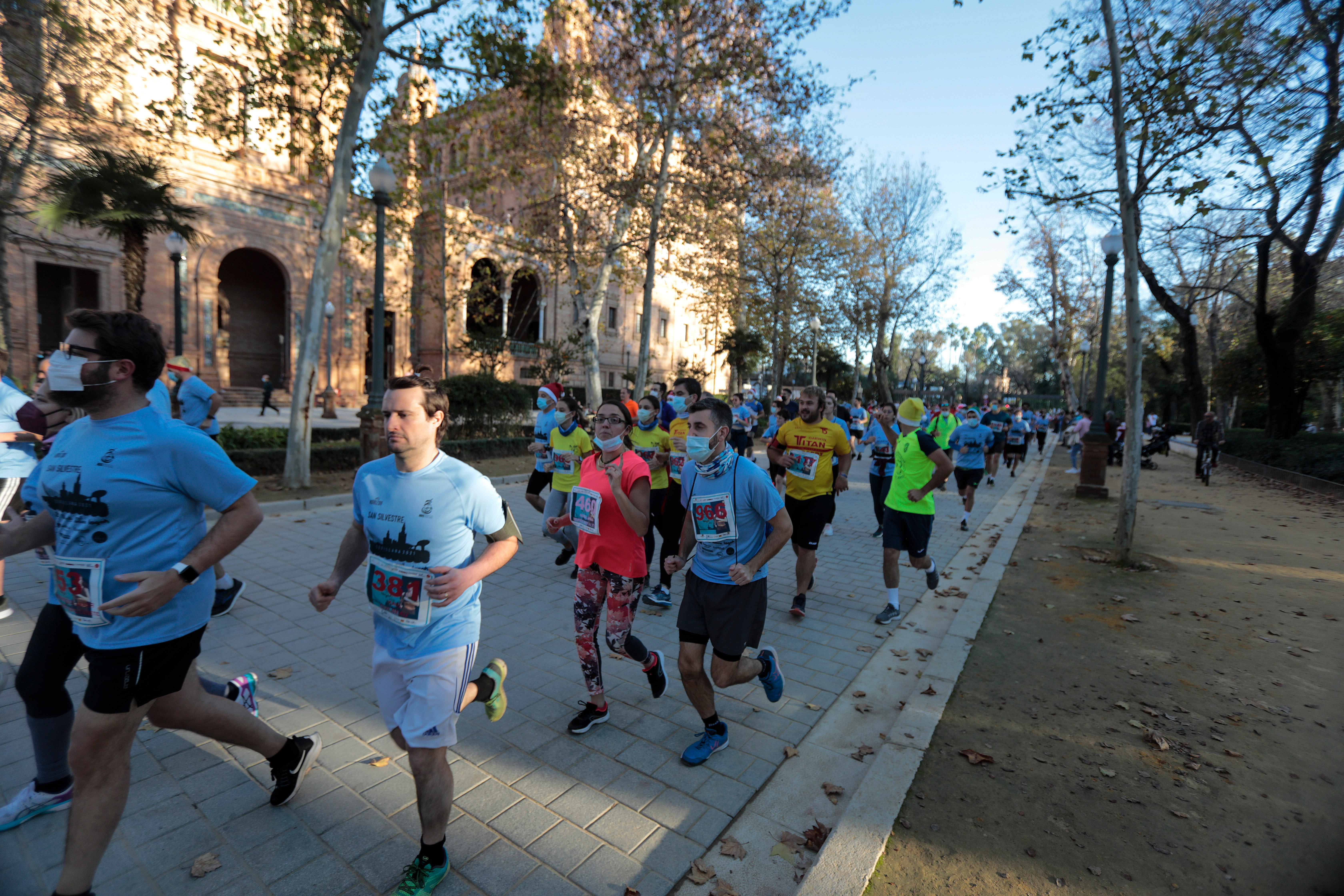 ¿Has corrido la San Silvestre de Sevilla? Búscate en nuestra galería (I)