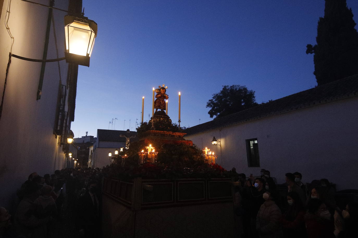 La procesión del Pastorcillo Divino en Córdoba, en imágenes