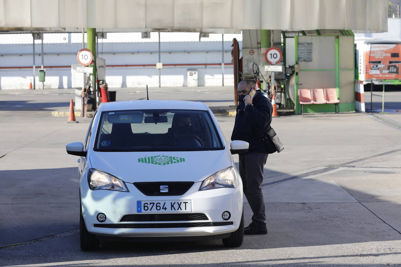 La huelga de Aucorsa en Córdoba, en imágenes