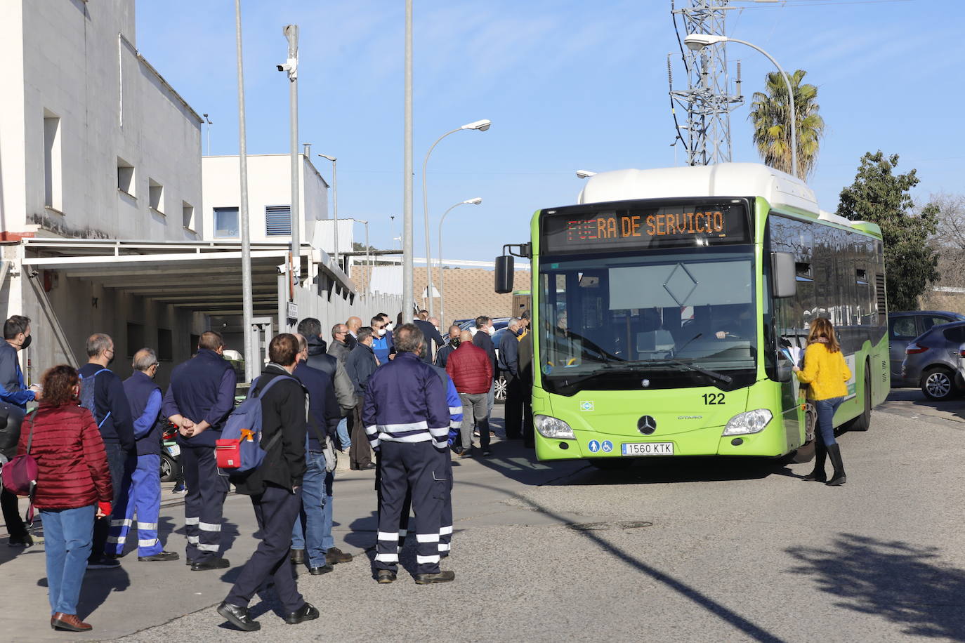 La huelga de Aucorsa en Córdoba, en imágenes