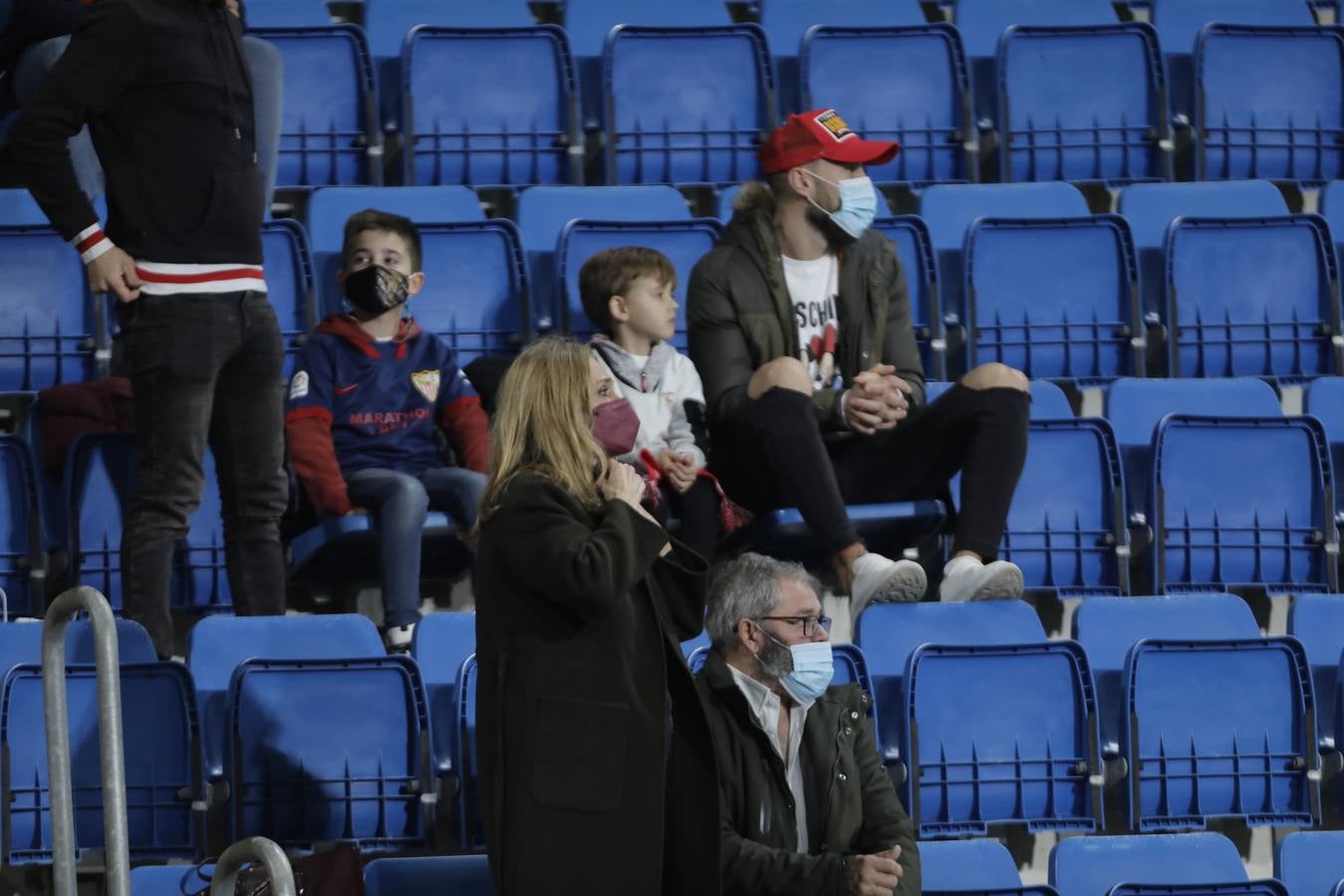 BÚSCATE en el Cádiz - Sevilla