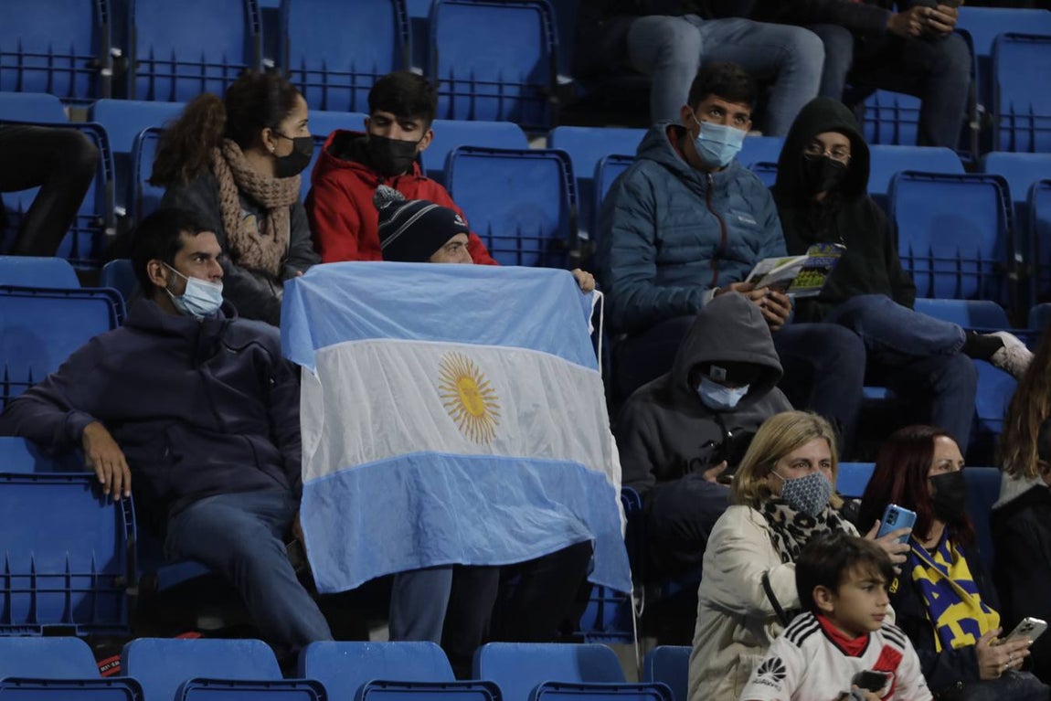 BÚSCATE en el Cádiz - Sevilla