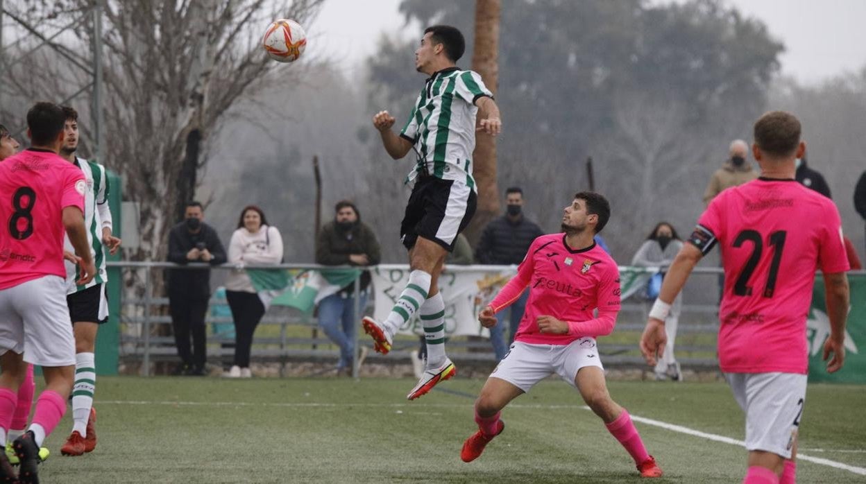 El empate del Córdoba B ante el Ceuta B, en imágenes