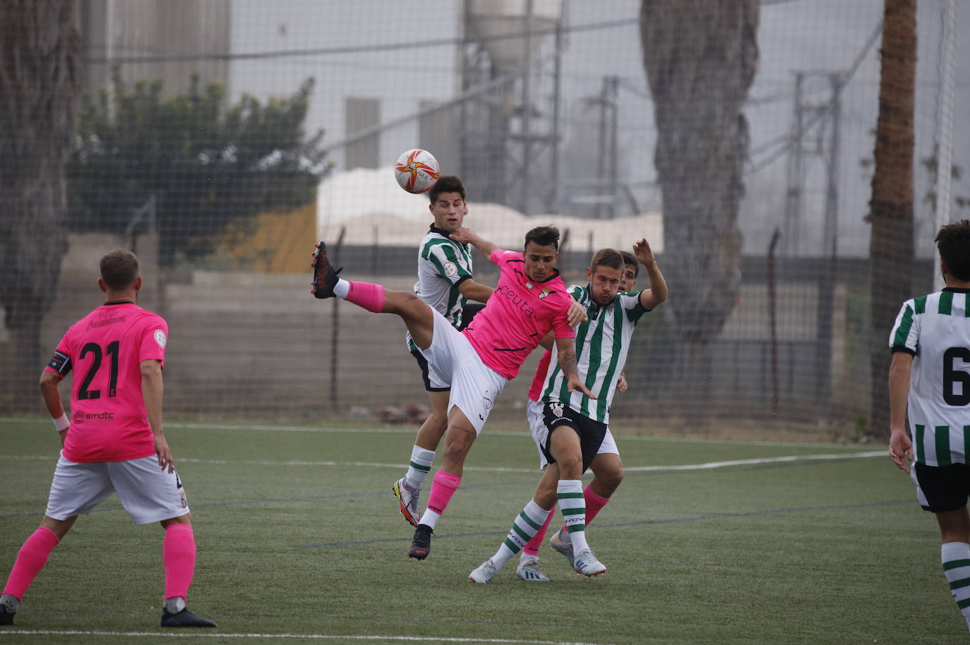 El empate del Córdoba B ante el Ceuta B, en imágenes