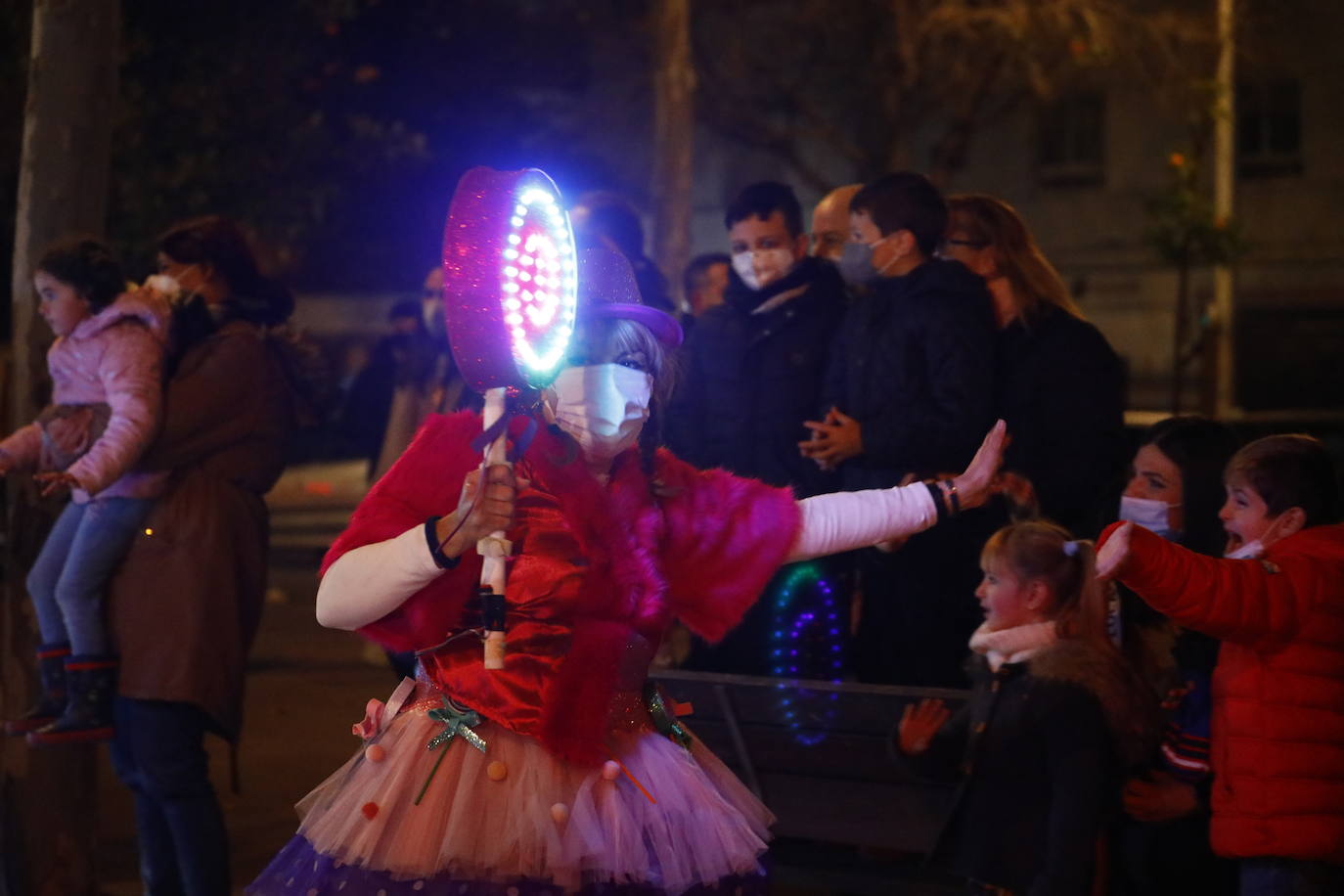 La Cabalgata de los Reyes Magos en el barrio de Ciudad Jardín de Córdoba, en imágenes