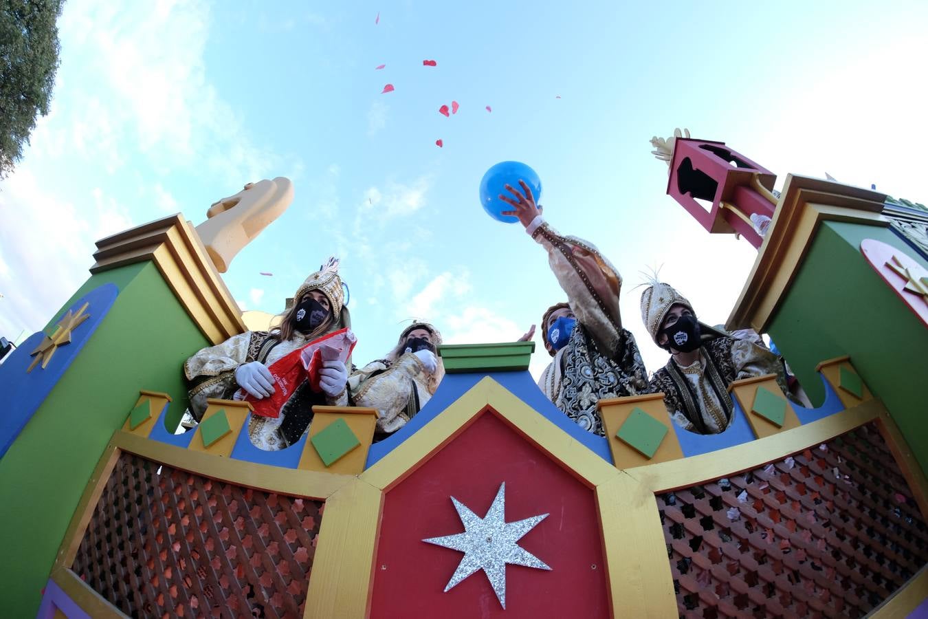 FOTOS: Así ha sido la Cabalgata de Reyes en Jerez