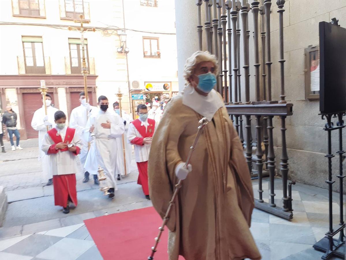 Las imágenes del entierro del cardenal Francisco Álvarez en la catedral primada