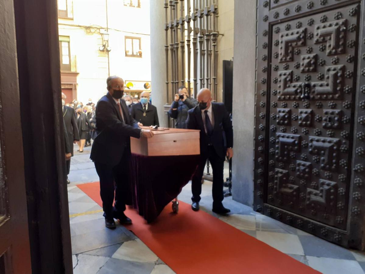 Las imágenes del entierro del cardenal Francisco Álvarez en la catedral primada