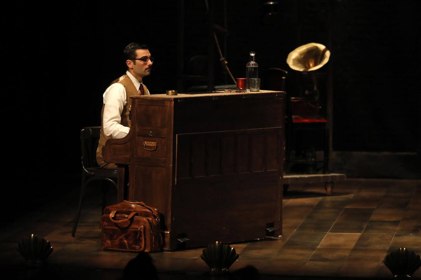 En imágenes, el musical &#039;En tierra extraña&#039; en el Gran Teatro de Córdoba