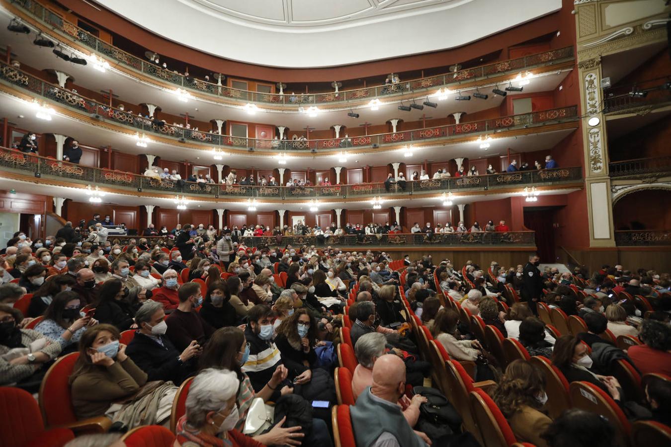 En imágenes, el musical &#039;En tierra extraña&#039; en el Gran Teatro de Córdoba