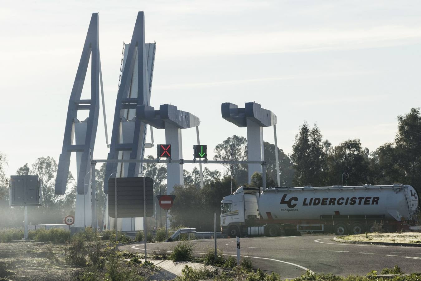 En imágenes: entrada en servicio del desvío que busca agilizar el tráfico del puente del Centenario