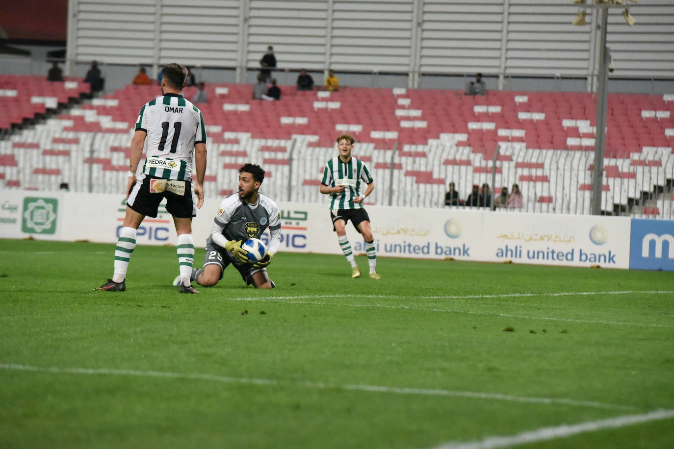 Las imágenes del Riffa - Cordoba CF en Baréin